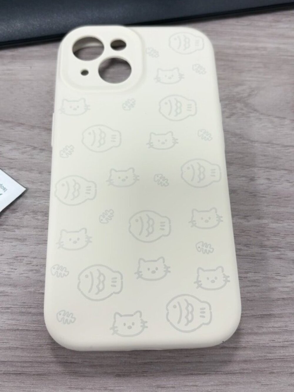 Cute Cat & Fish Silicone Case | Like New Cream Beige